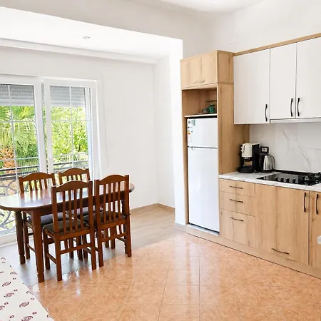 Villa Ajla *